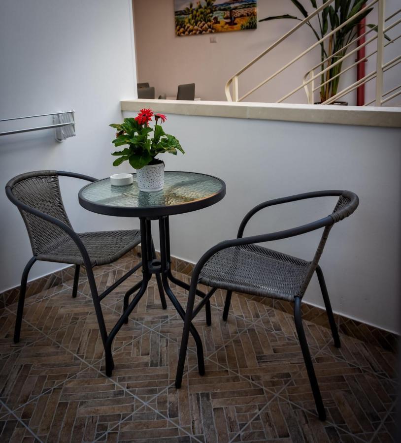 Le Colonne Bed & Breakfast Racale Dış mekan fotoğraf