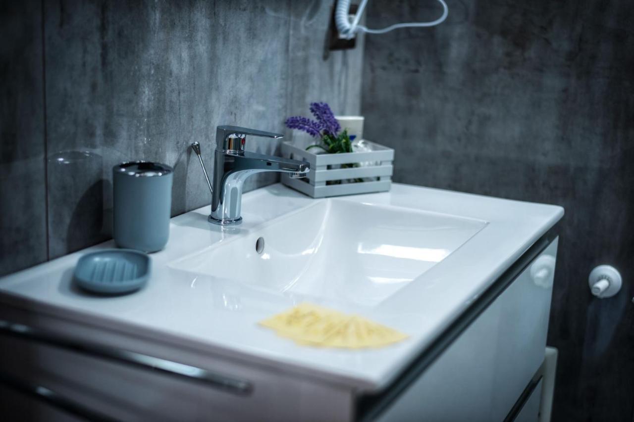 Le Colonne Bed & Breakfast Racale Dış mekan fotoğraf